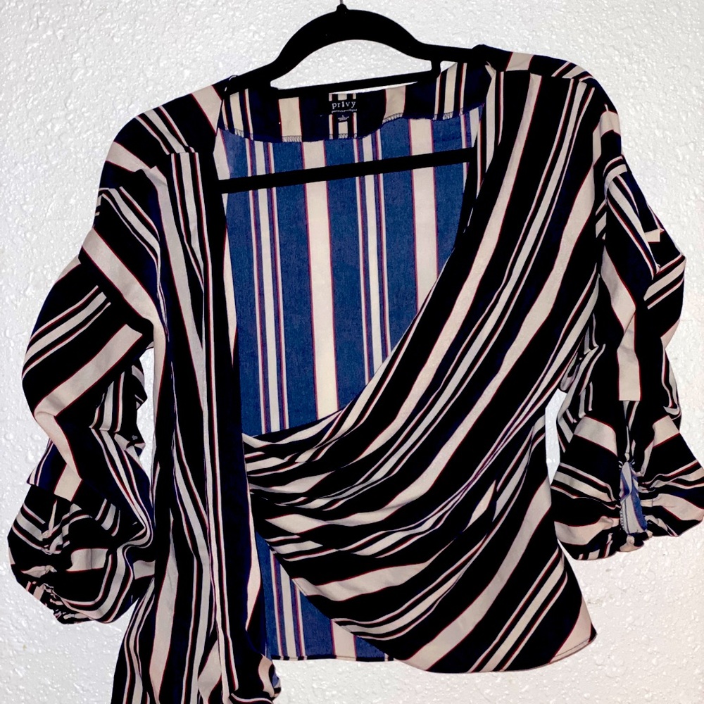 Wrap around top
